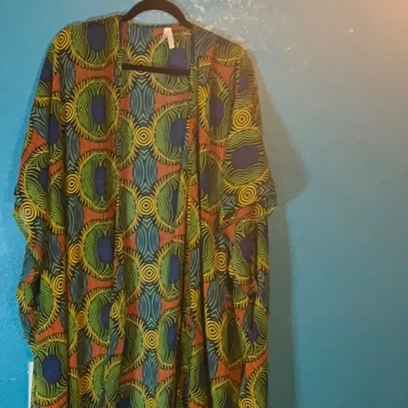 Colorful summer tunic, size 2x, used once! Brand:Truth NYC - Picture 5 of 5